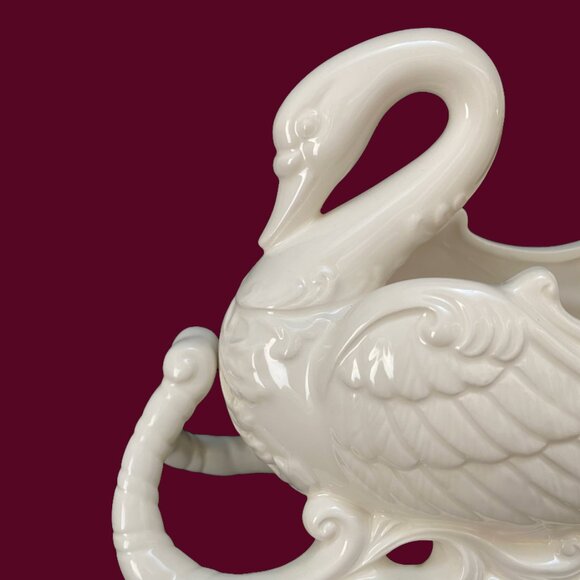 Vintage Ivory Ceramic Swan Sled Bowl: Christmas Decor - Picture 9 of 9